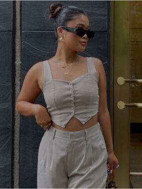 HYFVE State of Myne Brooklyn Vest Button Front Crop Top Vest Size Large
